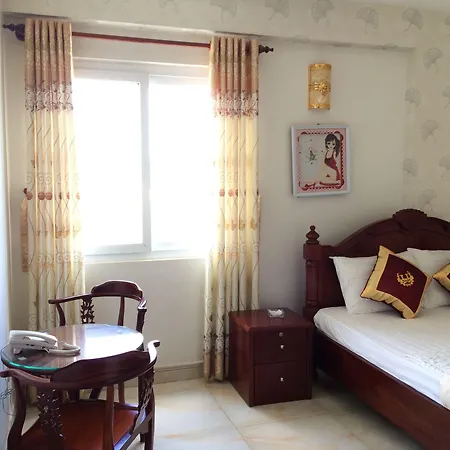 Hoang Quan Hotel